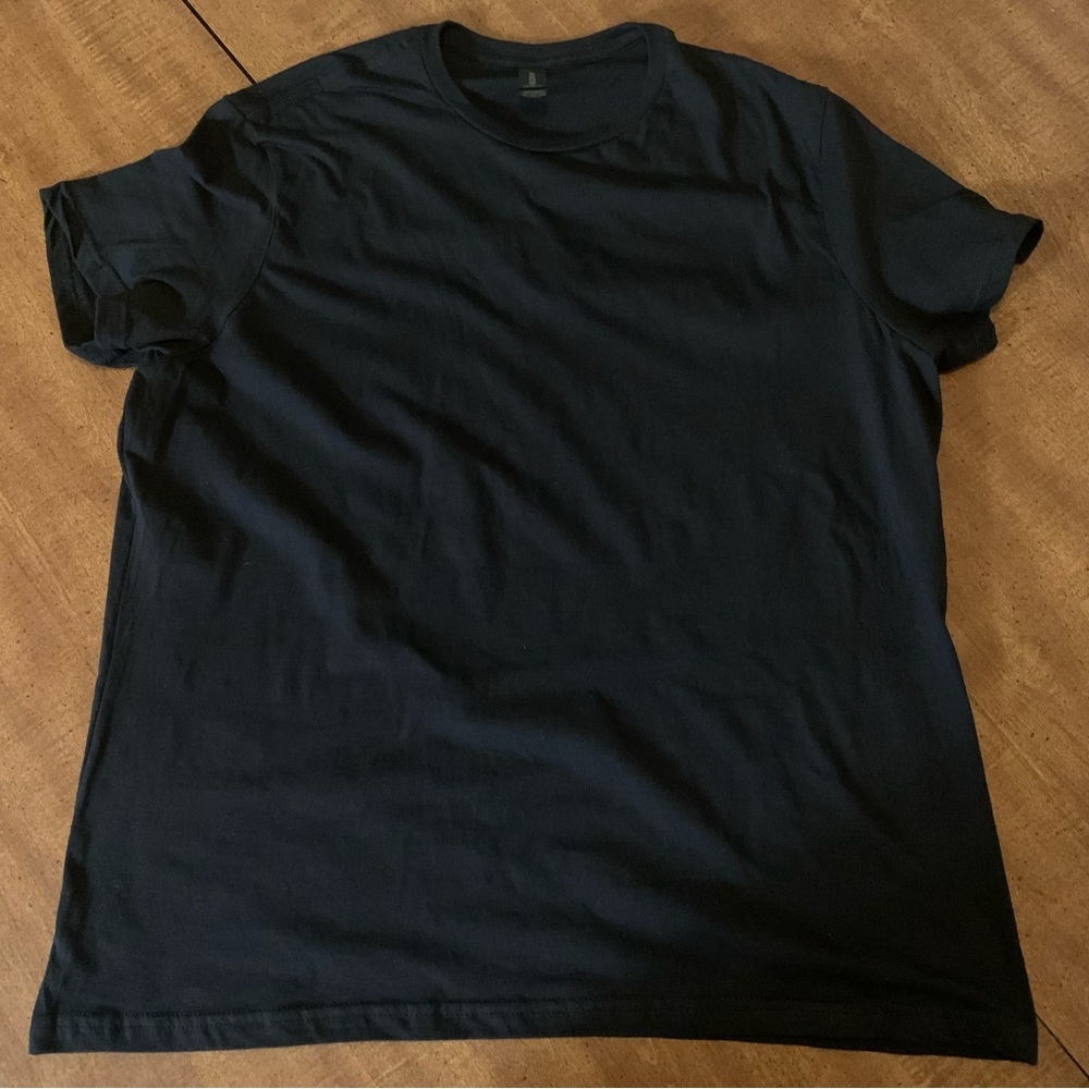 Gildan Black T-shirt